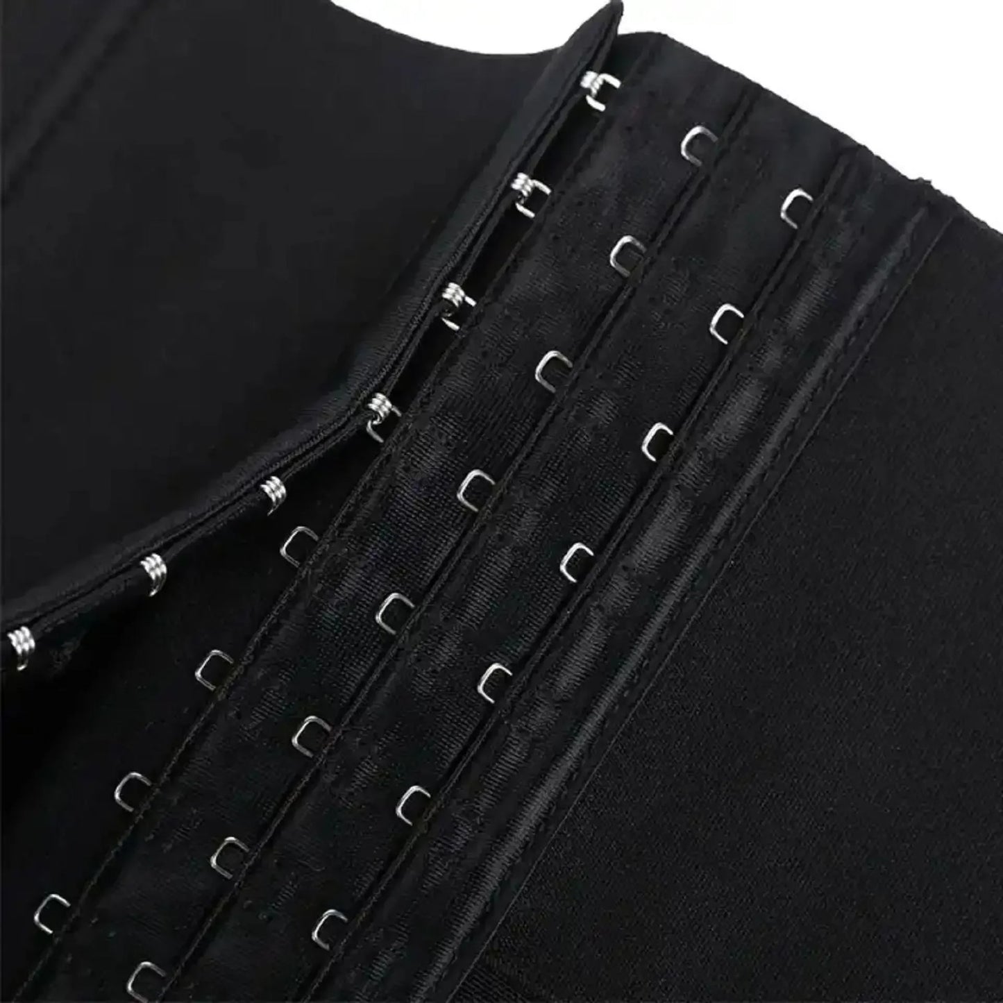 Short Gainant Invisible – Taille Affinée & Fesses